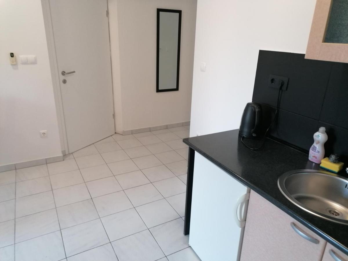 Apartments Dinko Duće Extérieur photo