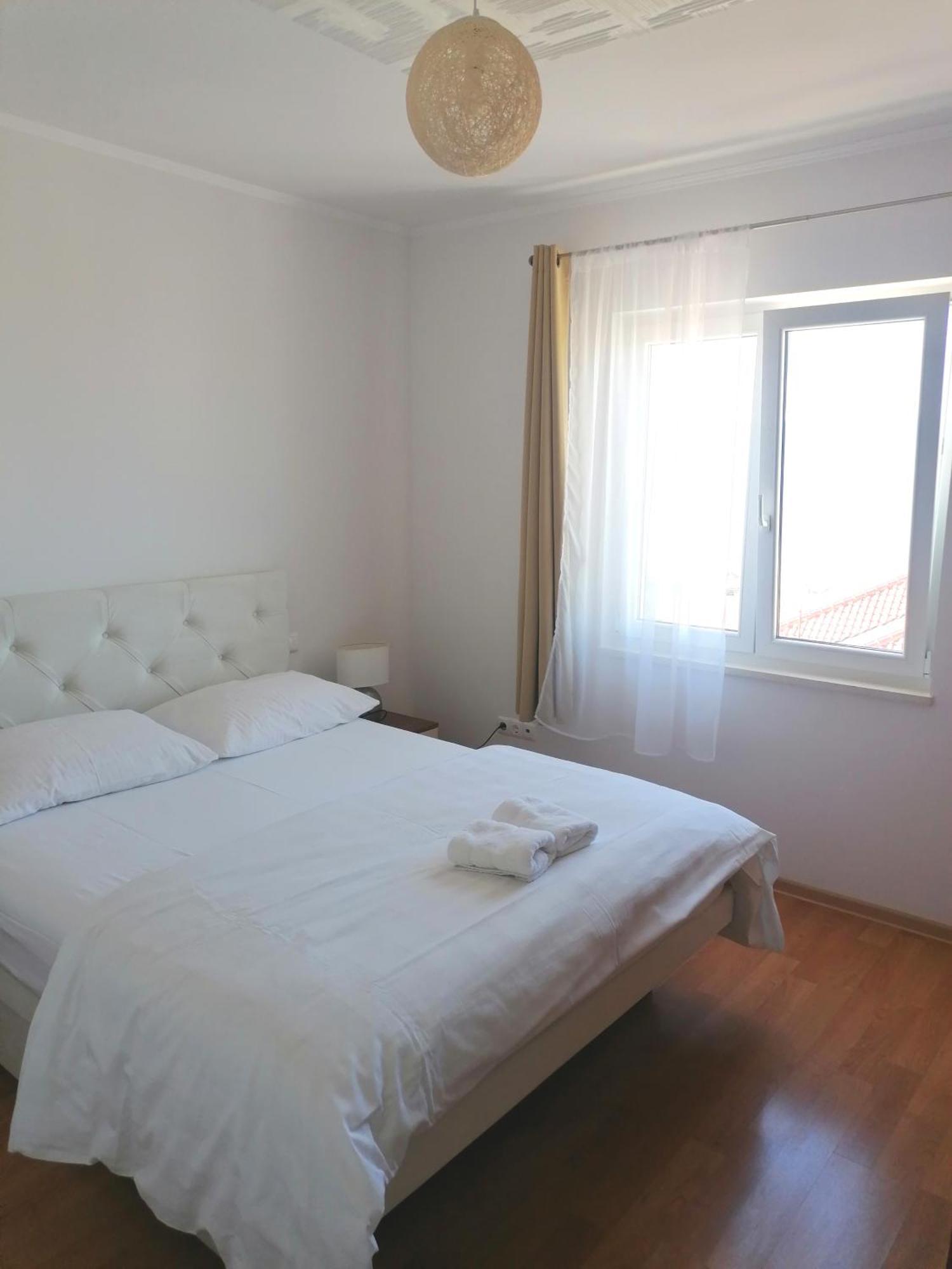 Apartments Dinko Duće Extérieur photo